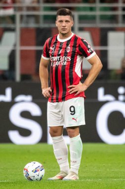 Milan, İtalya, Giuseppe Meazza Stadyumu. 17 Ağustos 2024. İtalyan Serisi A Futbol Şampiyonası. Milan, Torino FC 'ye karşı, 2-2. Luka Joviç, Milan.