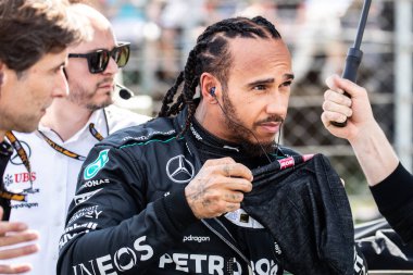 Budapeşte, Macaristan. Macar Pisti. 21 Temmuz 2024. Formula 1 Dünya Şampiyonu. Macaristan Grand Prix 'si. Yarış. # 44, Lewis HAMILTON, GBR, Mercedes AMG F1 Team, Mercedes-AMG F1 W15 E Performans, üçüncü sırada, başlangıç ızgarası.