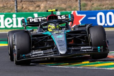 Budapeşte, Macaristan. Macar Pisti. 21 Temmuz 2024. Formula 1 Dünya Şampiyonu. Macaristan Grand Prix 'si. Yarış. # 44, Lewis HAMILTON, GBR, Mercedes AMG F1 Team, Mercedes-AMG F1 W15 E Performans, üçüncü sırada.