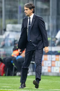 Milan, İtalya. Giuseppe Meazza Stadyumu, San Siro. 27 Ekim 2024. İtalyan EniLive Futbol Şampiyonası 2024-25. Inter, Juventus 'a karşı 4-4. Simone Inzaghi, Koç Inter..