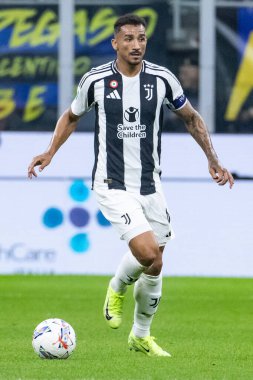 Milan, İtalya. Giuseppe Meazza Stadyumu, San Siro. 27 Ekim 2024. İtalyan EniLive Futbol Şampiyonası 2024-25. Inter, Juventus 'a karşı 4-4. Danilo, Juventus.