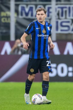Milan, İtalya. Giuseppe Meazza Stadyumu, San Siro. 27 Ekim 2024. İtalyan EniLive Futbol Şampiyonası 2024-25. Inter, Juventus 'a karşı 4-4. Nicolo Barella, Inter..