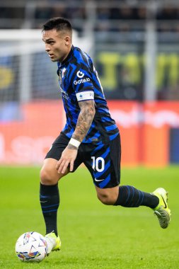 Milan, İtalya. Giuseppe Meazza Stadyumu, San Siro. 27 Ekim 2024. İtalyan EniLive Futbol Şampiyonası 2024-25. Inter, Juventus 'a karşı 4-4. Lautaro Martinez, İnter.