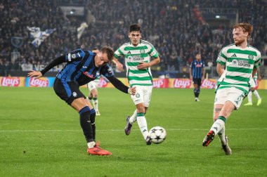 Bergamo, İtalya. 23 Ekim 2024. UEFA Şampiyonlar Ligi. Atalanta BC, Celtic FC 'ye karşı. Mateo Retegui, Atalanta 'nın Denemesi.