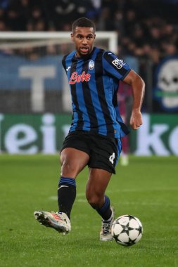 Bergamo, İtalya. 23 Ekim 2024. UEFA Şampiyonlar Ligi. Atalanta BC, Celtic FC 'ye karşı. Isak Hien, Atalanta.