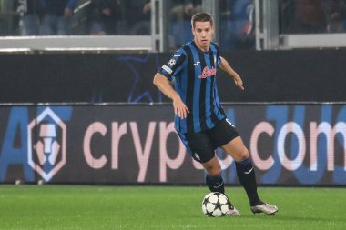 Bergamo, İtalya. 23 Ekim 2024. UEFA Şampiyonlar Ligi. Atalanta BC, Celtic FC 'ye karşı. Mario Pasaliç, Atalanta.