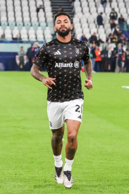 Torino, İtalya. 22 Ekim 2024. UEFa Şampiyonlar Ligi 2024-25. Juventus, VfB Stuttgart 'a karşı 0-1. Douglas Luiz, Koç Juventus..