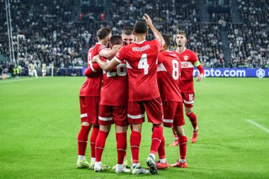 Torino, İtalya. 22 Ekim 2024. UEFa Şampiyonlar Ligi 2024-25. Juventus, VfB Stuttgart 'a karşı 0-1. Stuttgart oyuncuları kutlama yapıyor.