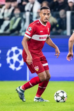 Torino, İtalya. 22 Ekim 2024. UEFa Şampiyonlar Ligi 2024-25. Juventus, VfB Stuttgart 'a karşı 0-1. Jamie Leweling, Stuttgart.