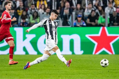 Torino, İtalya. 22 Ekim 2024. UEFa Şampiyonlar Ligi 2024-25. Juventus, VfB Stuttgart 'a karşı 0-1. Vasilije Adziç, Juventus.