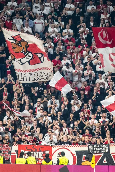 Torino, İtalya. 22 Ekim 2024. UEFa Şampiyonlar Ligi 2024-25. Juventus, VfB Stuttgart 'a karşı 0-1. Stuttgart destekçileri.