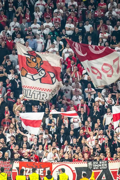 Torino, İtalya. 22 Ekim 2024. UEFa Şampiyonlar Ligi 2024-25. Juventus, VfB Stuttgart 'a karşı 0-1. Stuttgart destekçileri.