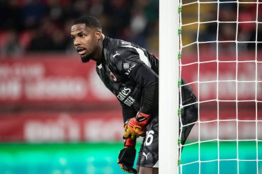 Monza, İtalya. 02-11-2024. U-Power Stadyumu. İtalyan Serisi A futbol şampiyonası 2024-25. Monza Milan 'a karşı 0-1. Mike Maignan, kaleci Milan.