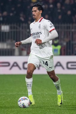 Monza, İtalya. 02-11-2024. U-Power Stadyumu. İtalyan Serisi A futbol şampiyonası 2024-25. Monza Milan 'a karşı 0-1. Tijjani Reijnders, Milan.
