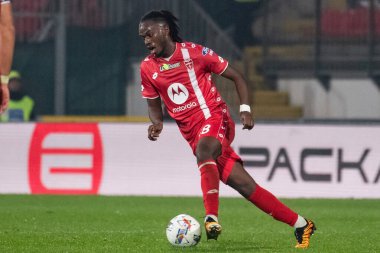 Monza, İtalya. 02-11-2024. U-Power Stadyumu. İtalyan Serisi A futbol şampiyonası 2024-25. Monza Milan 'a karşı 0-1. Samuel Bondo, Monza.