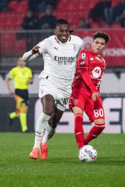 Monza, İtalya. 02-11-2024. U-Power Stadyumu. İtalyan Serisi A futbol şampiyonası 2024-25. Monza Milan 'a karşı 0-1. Rafael Leao, Milan.