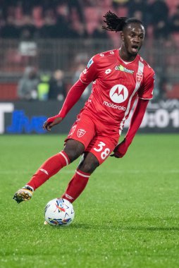 Monza, İtalya. 02-11-2024. U-Power Stadyumu. İtalyan Serisi A futbol şampiyonası 2024-25. Monza Milan 'a karşı 0-1. Samuel Bondo, Monza.
