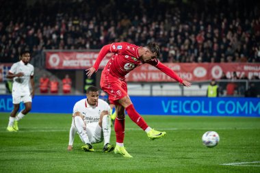 Monza, İtalya. 02-11-2024. U-Power Stadyumu. İtalyan Serisi A futbol şampiyonası 2024-25. Monza Milan 'a karşı 0-1. Daniel Maldini, Monza.