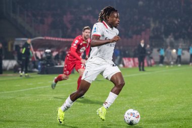 Monza, İtalya. 02-11-2024. U-Power Stadyumu. İtalyan Serisi A futbol şampiyonası 2024-25. Monza Milan 'a karşı 0-1. Samuel Chukwueze, Milan.