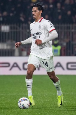 Monza, İtalya. 02-11-2024. U-Power Stadyumu. İtalyan Serisi A futbol şampiyonası 2024-25. Monza Milan 'a karşı 0-1. Tijjani Reijnders, Milan.
