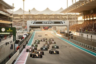 Yas Adası, Abu Dabi. 6-8 Aralık 2024. F1 Abu Dabi Grand Prix 'si. Yarış Başlat.