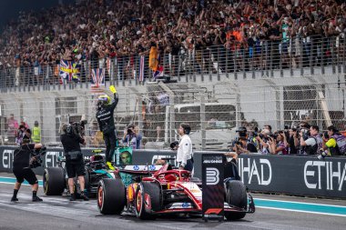 Yas Adası, Abu Dabi. 6-8 Aralık 2024. F1 Abu Dabi Grand Prix 'si. Lewis Hamilton, Mercedes, sonunda Mercedes ile yarış.
