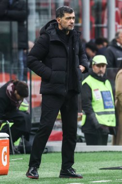 Milan, İtalya. 26 Ocak 2025. Giuseppe Meazza Stadyumu. İtalyan Serisi A Şampiyonası. Milan, Parma 'ya karşı 3-2. Sergio Conceicao, Koç Milan..