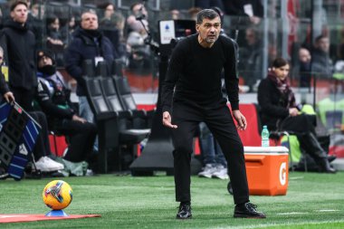 Milan, İtalya. 26 Ocak 2025. Giuseppe Meazza Stadyumu. İtalyan Serisi A Şampiyonası. Milan, Parma 'ya karşı 3-2. Sergio Conceicao, Koç Milan..