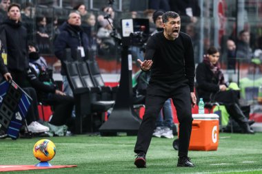 Milan, İtalya. 26 Ocak 2025. Giuseppe Meazza Stadyumu. İtalyan Serisi A Şampiyonası. Milan, Parma 'ya karşı 3-2. Sergio Conceicao, Koç Milan..