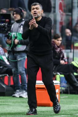 Milan, İtalya. 26 Ocak 2025. Giuseppe Meazza Stadyumu. İtalyan Serisi A Şampiyonası. Milan, Parma 'ya karşı 3-2. Sergio Conceicao, Koç Milan..