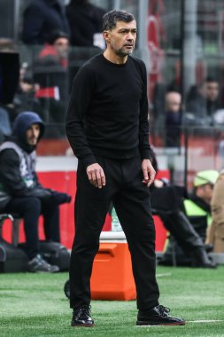 Milan, İtalya. 26 Ocak 2025. Giuseppe Meazza Stadyumu. İtalyan Serisi A Şampiyonası. Milan, Parma 'ya karşı 3-2. Sergio Conceicao, Koç Milan..