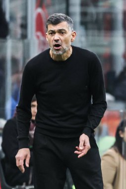 Milan, İtalya. 26 Ocak 2025. Giuseppe Meazza Stadyumu. İtalyan Serisi A Şampiyonası. Milan, Parma 'ya karşı 3-2. Sergio Conceicao, Koç Milan..