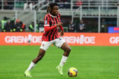 Milan, İtalya. 26 Ocak 2025. Giuseppe Meazza Stadyumu. İtalyan Serisi A Şampiyonası. Milan, Parma 'ya karşı 3-2. Samuel Chukwueze, Milan.