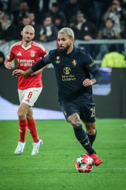 Torino, İtalya. 29 Ocak 2025. UEFA Şampiyonlar Ligi. Juventus Benfica 'ya karşı 0-2. Douglas Luiz, Juventus.