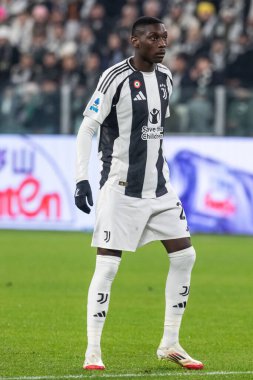 Torino, İtalya. 16 Şubat 2025. İtalyan Serisi A Futbol Şampiyonası. Juventus Inter 'e karşı. Randal Kolo Muani, Juventus.