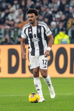 Torino, İtalya. 16 Şubat 2025. İtalyan Serisi A Futbol Şampiyonası. Juventus Inter 'e karşı. Renato Veiga, Juventus.