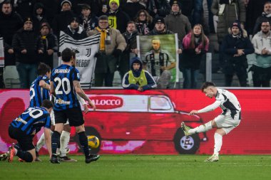 Torino, İtalya. 16 Şubat 2025. İtalyan Serisi A Futbol Şampiyonası. Juventus 'a karşı Inter 1-0. Francisco Conceicao, Juventus, gol!.