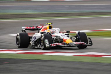 Sakhir, Bahreyn. 26-28 Şubat 2025. FIA F1 Dünya Şampiyonası 2025. Sezon Öncesi Testi. Yuki Tsunoda, Yarış Boğaları.