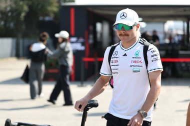 Şangay, Çin. 21-23 Mart 2025, Şangay Uluslararası Pist, F1 Dünya Şampiyonası 2025. Çin Grand Prix 'si. Valtteri BOTTAS, üçüncü sürücü Mercedes.