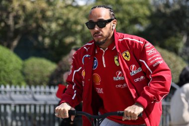 Şangay, Çin. 21-23 Mart 2025, Şangay Uluslararası Pist, F1 Dünya Şampiyonası 2025. Çin Grand Prix 'si. # 44 Lewis HAMILTON, GBR, Scuderia Ferrari HP, Ferrari SF-25, başlangıçta.