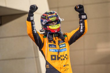Sakhir, Bahreyn. 10-13 Nisan 2025. F1 Dünya Şampiyonası. Bahreyn Grand Prix. 81 numara, Oscar PIASTRI, AUS, Mclaren Formula 1 Takımı, yarışı kazandı..