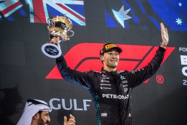 Sakhir, Bahreyn. 10-13 Nisan 2025. F1 Dünya Şampiyonası. Bahreyn Grand Prix. George Russell, Mercedes, kürsüde ikinci..