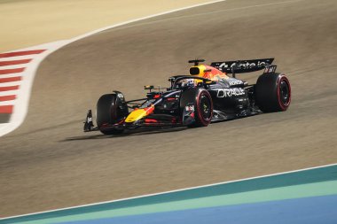 Sakhir, Bahreyn. 10-13 Nisan 2025. F1 Dünya Şampiyonası. Bahreyn Grand Prix. 1. Max Verstapp, NED, Kahin Kızıl Boğa Yarışı.