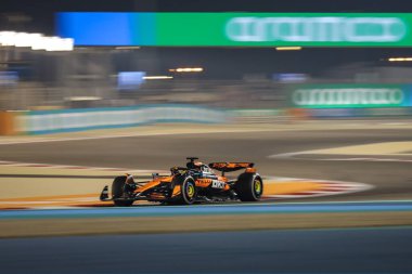 Sakhir, Bahreyn. 10-13 Nisan 2025. F1 Dünya Şampiyonası. Bahreyn Grand Prix. # 81, Oscar PIASTRI, AUS, Mclaren Formula 1 Takımı.