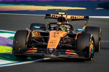 Jeddah, Suudi Arabistan. 17-20 Nisan 2025. Jeddah Corniche Pisti. Formula 1 STC Suudi Arabistan Grand Prix. Deneme 1. # 4 Lando NORRIS, GBR, Mclaren Formula 1 Ekibi.
