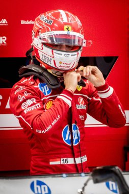 Jeddah, Suudi Arabistan. 17-20 Nisan 2025. Jeddah Corniche Pisti. Formula 1 STC Suudi Arabistan Grand Prix. İkinci alıştırma. #16 Charles LECLERC, MCO, Scuderia Ferrari HP.