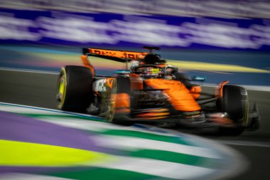 Jeddah, Suudi Arabistan. 17-20 Nisan 2025. Jeddah Corniche Pisti. Formula 1 STC Suudi Arabistan Grand Prix. İkinci alıştırma. Lewis Hamilton, Ferrari.