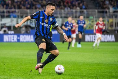 Milan, İtalya, 23 Nisan 2025. Meazza Stadyumu. İtalya Futbol Kupası 2024-25, yarı final. Inter v AC Milan 0-3. Lautaro Martinez, İnter.