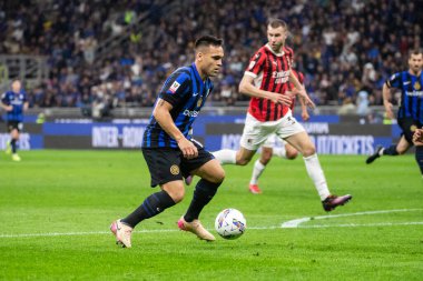 Milan, İtalya, 23 Nisan 2025. Meazza Stadyumu. İtalya Futbol Kupası 2024-25, yarı final. Inter v AC Milan 0-3. Lautaro Martinez, İnter.
