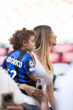 Münih, Almanya. 31 Mayıs 2025. UEFA Şampiyonlar Ligi. Son sözüm Paris Saint-Germain V. Inter Milan 5-0. Inter Destekçileri.